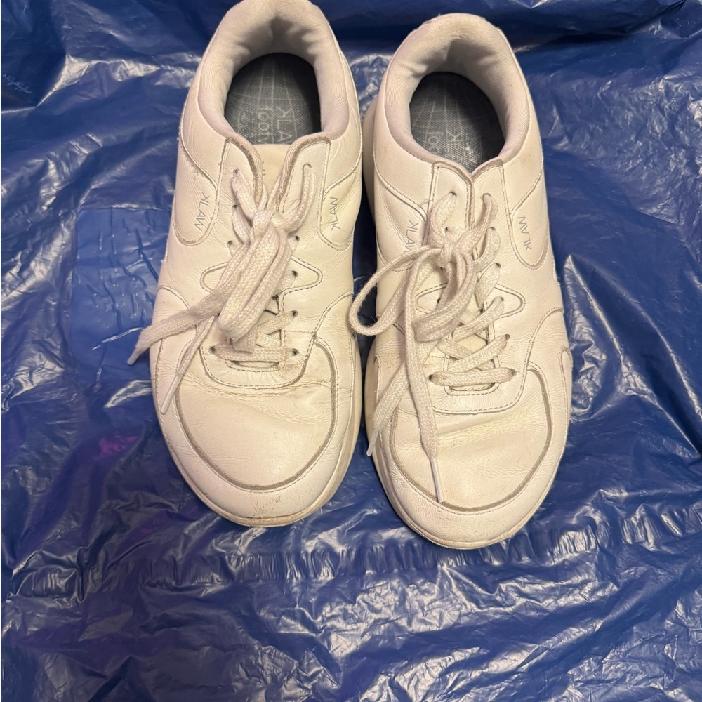 KLAW 528 GAMMA WHITE Chunky Low-Top walking shoes. Size 8.